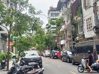 Chính chủ bán toà văn phòng tại vành đai 2,5 hoàng mai mt 6m dt 67m2. full đồ thang máy ở luôn