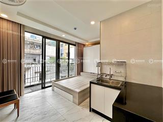 Căn hộ mới ban công, máy giặt riêng gần cv lê thị riêng quận 10