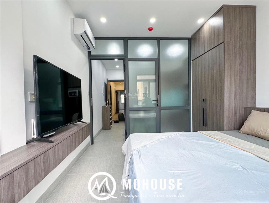 Cho thuê 1 pn ban công 40m2, thang máy hầm xe gần bv từ dũ quận 3