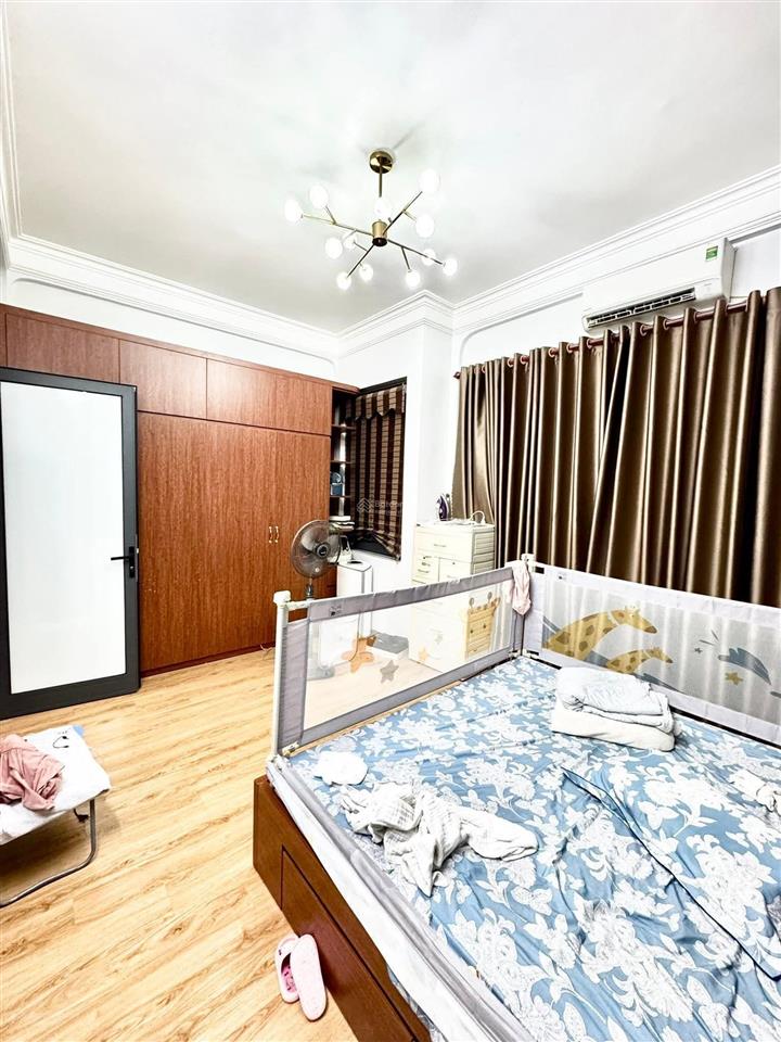 Rẻ. 13.5 tỷ, 62m2 x 5t, mt 5.3m gốc đề, minh khai  ngõ thông, ô tô, kinh doanh, sổ a4, 2 thoáng.