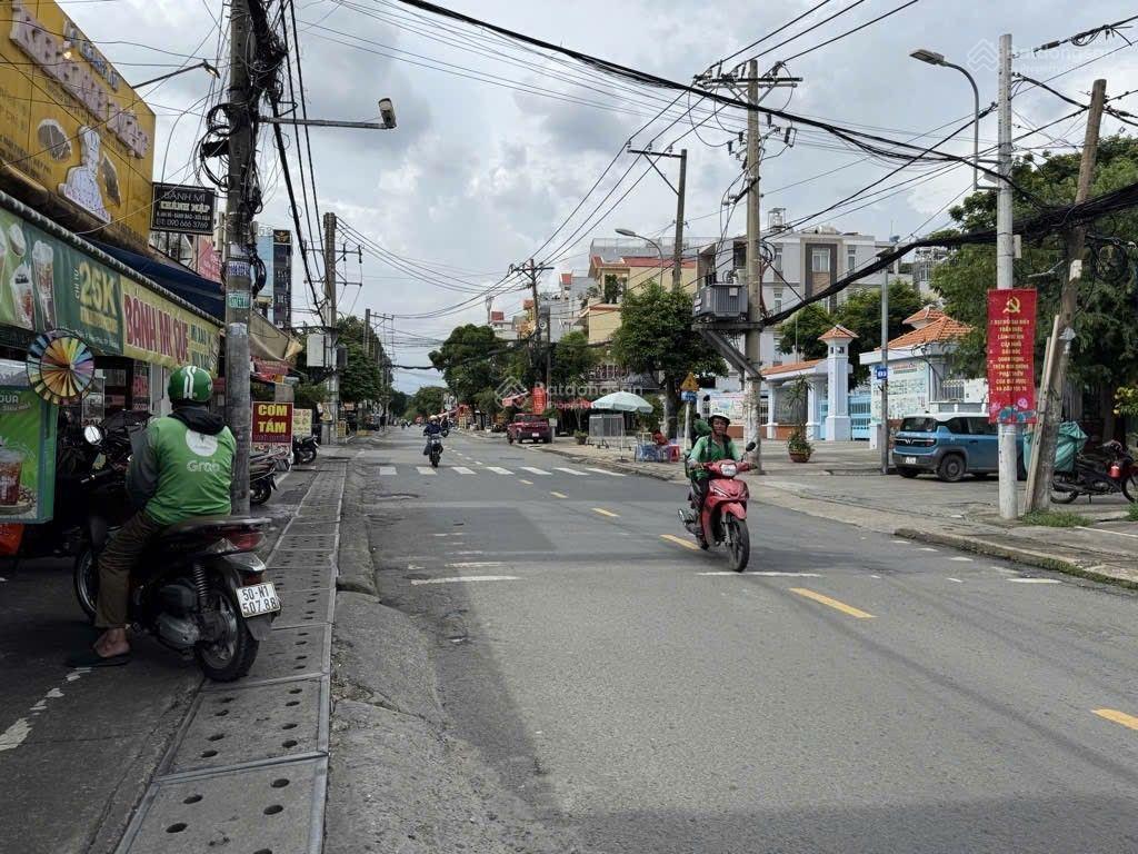 71tr/m lô đất 3 mặt hẽm oto quay đầu ngay man thiện. phố ẩm thực quận 9.
