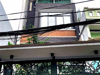 Nhà phố 4 lầu kế bên bệnh viện lê văn thịnh.