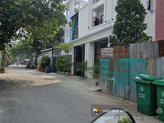 Hẽm oto thông ngay võ văn hát . long trường . q9