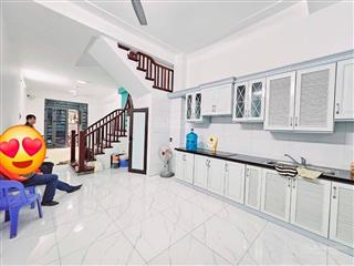 603 lạc long quân ngõ thông rộng ô tô dt 55 m2, 4,5 tầng mặt rộng.  0383 564 ***