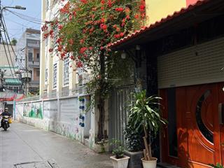 59m2  nguyễn đình chính phú nhuận  4 tầng btct  vuông a4  hẻm xe hơi 4 chỗ thông  9.9 tỷ