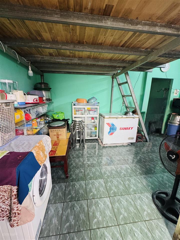 Bán đất tặng nhà  sát hẻm xe tải  nơ trang long dtsd 95m2  sổ nở hậu  chính chủ lâu đời