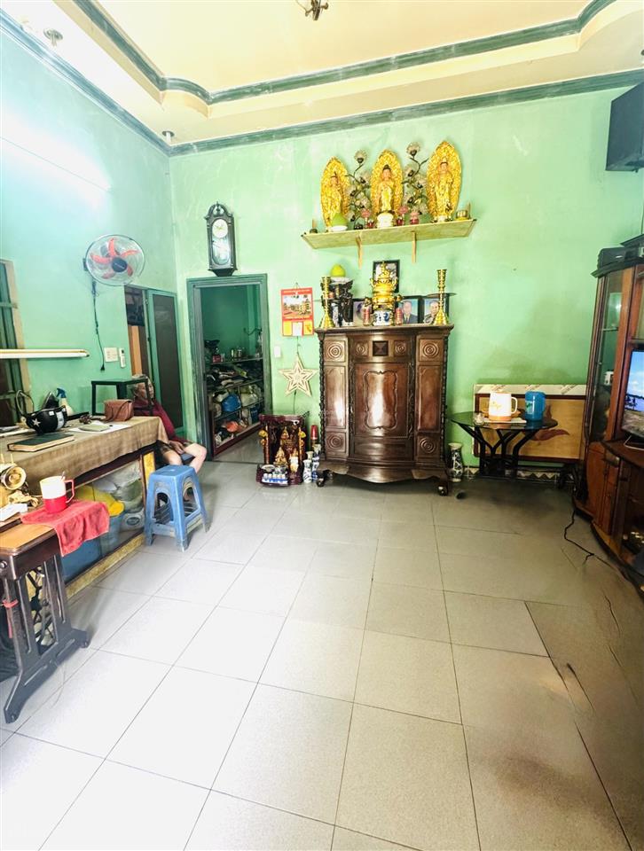 Bán đất tặng nhà  sát hẻm xe tải  nơ trang long dtsd 95m2  sổ nở hậu  chính chủ lâu đời