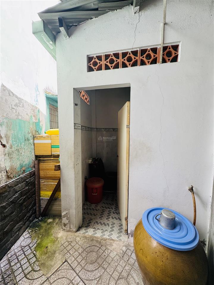 Bán đất tặng nhà  sát hẻm xe tải  nơ trang long dtsd 95m2  sổ nở hậu  chính chủ lâu đời