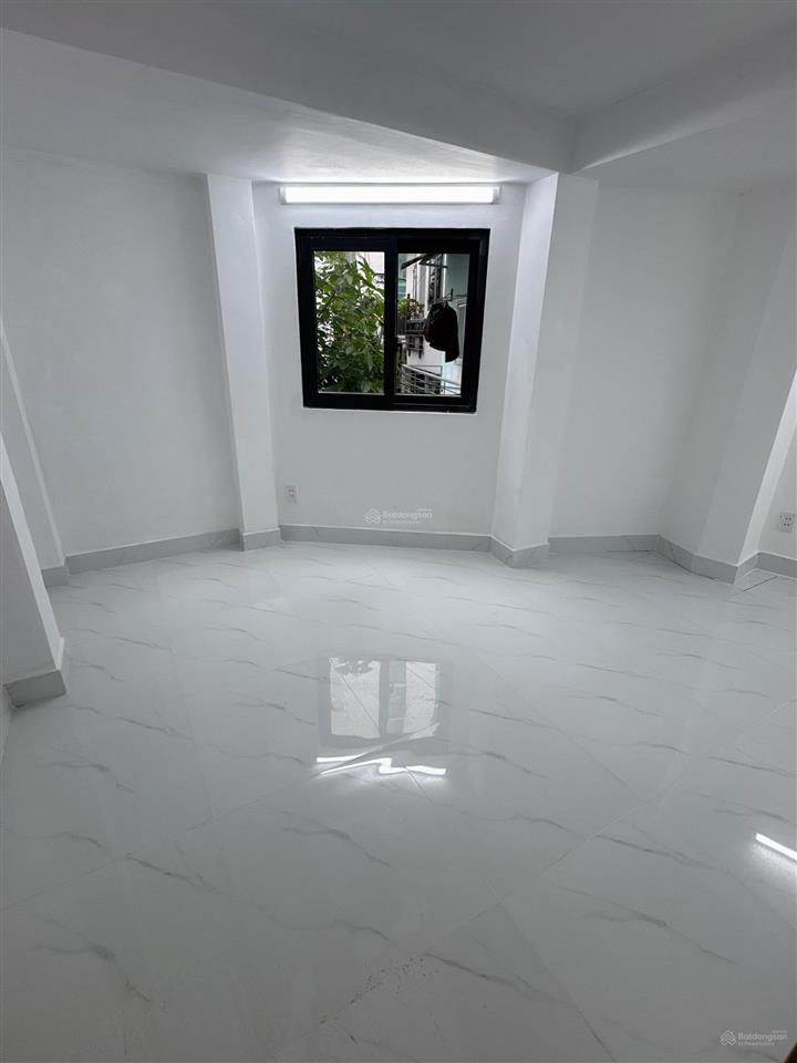 Hẻm 4m  nhà đẹp 5 tầng hoàng diệu phú nhuận 51m2  5pn nhà mới xây full nội thất  nở hậu  giá 8