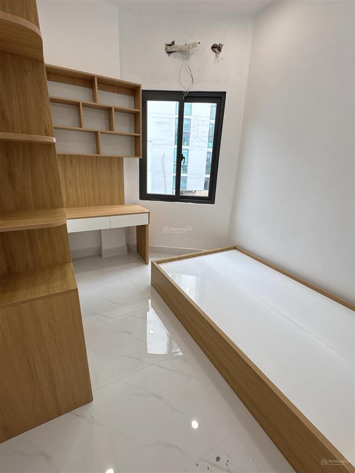 Hẻm 4m  nhà đẹp 5 tầng hoàng diệu phú nhuận 51m2  5pn nhà mới xây full nội thất  nở hậu  giá 8