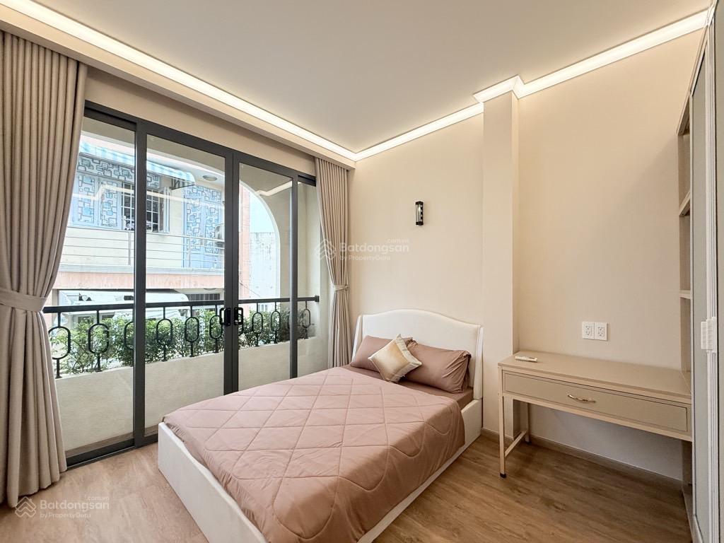 Giáp q1  thông phan đình phùng  toà chdv  dòng tiền 50 triệu/tháng  45m2  6pn hơn 9 tỷ