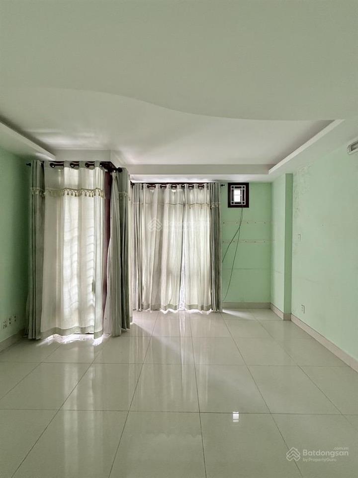 Mặt tiền hoa lan 5 tầng phường 1, phú nhuận 50m2 (4.5m 11m) khu vip nhất đường hoa  một đời chủ