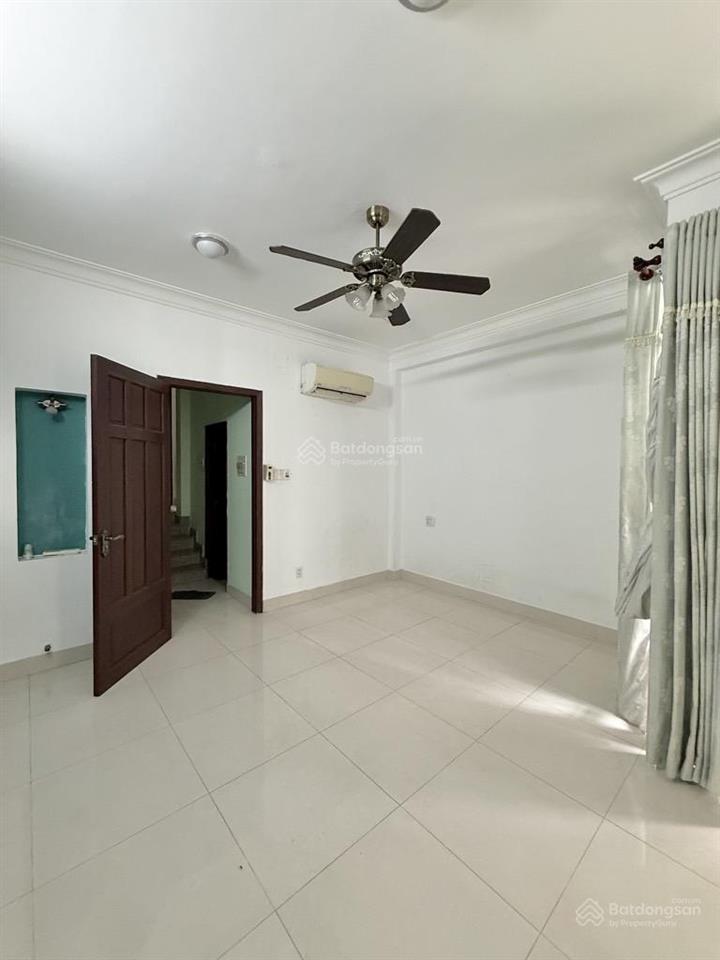 Mặt tiền hoa lan 5 tầng phường 1, phú nhuận 50m2 (4.5m 11m) khu vip nhất đường hoa  một đời chủ