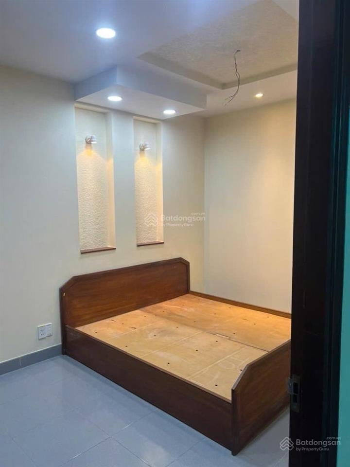 Mặt tiền kinh doanh phú nhuận  105m2 (4,8m x 22m)  4 tầng btct  có gara xe hơi  giá 24 tỷ