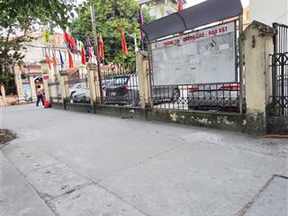 Bán đất vàng xuân đỉnh  xuân la  31m2 mặt tiền 3.5m cách oto 15m, ngõ thông chỉ 6 2 tỷ