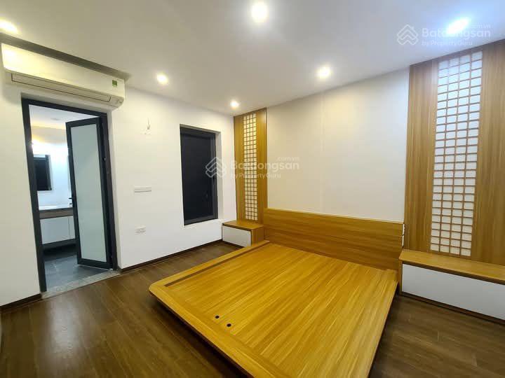 Giá cực rẻ! bán nhà hoàng quốc việt, quận cầu giấy, mặt ngõ, 2 ngõ thoáng, ô tô, thang máy, 6t*90m2