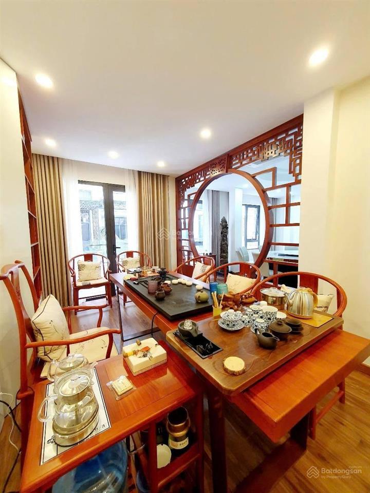 Hạ 2 tỷ! bán nhà trung kính, phân lô, ô tô tránh, vỉa hè, kinh doanh, dân xây, 6 tầng*120m2