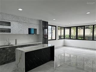 Siêu rẻ! bán nhà riêng tại kim mã ba đình, view hồ, ngõ thông, ô tô tránh, kinh doanh + ở, 68m2*7t