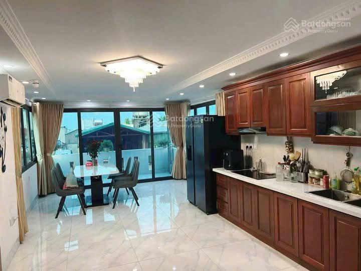 Cần tiền bán gấp nhà giang văn minh, đội cấn, phân lô, ô tô, thông các ngả, 3 lối vào, 75m2*6t