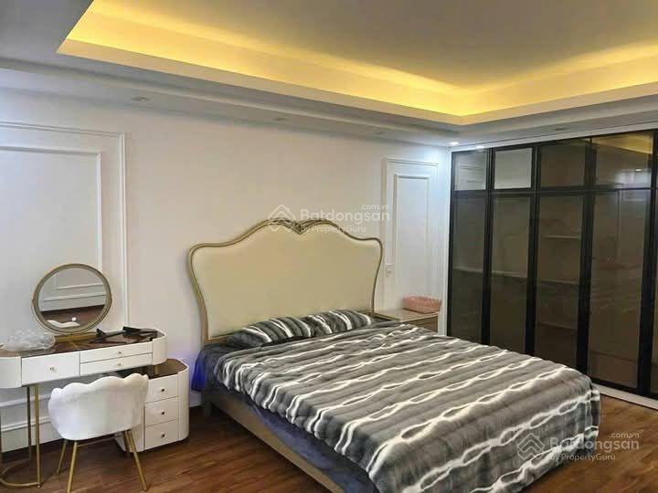 Cần tiền bán gấp nhà giang văn minh, đội cấn, phân lô, ô tô, thông các ngả, 3 lối vào, 75m2*6t