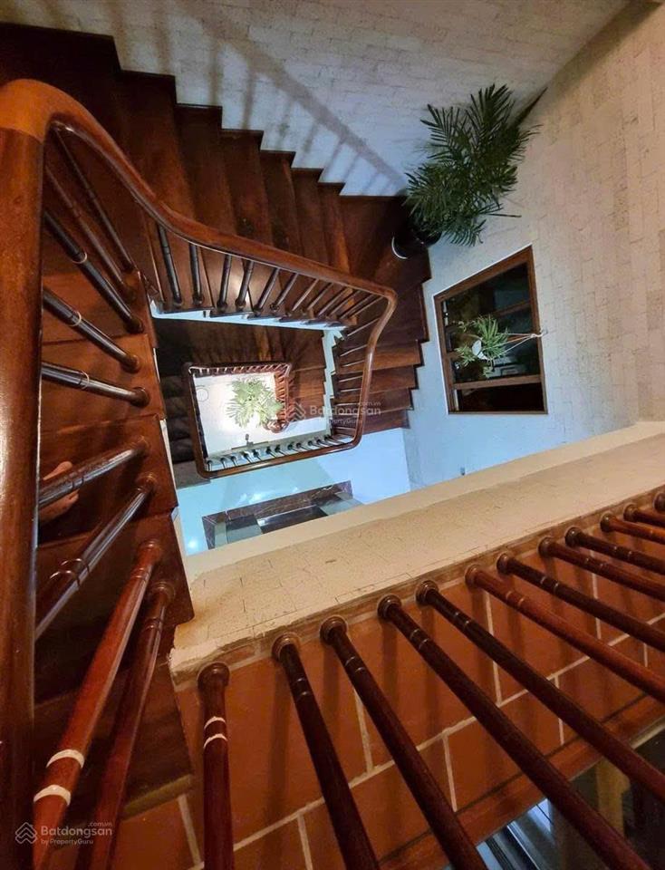 Bán nhà phân lô phạm tuấn tài, ngõ thông, ô tô tránh, thang máy, văn phòng + ở, vỉa hè , 68m2 x 7t,