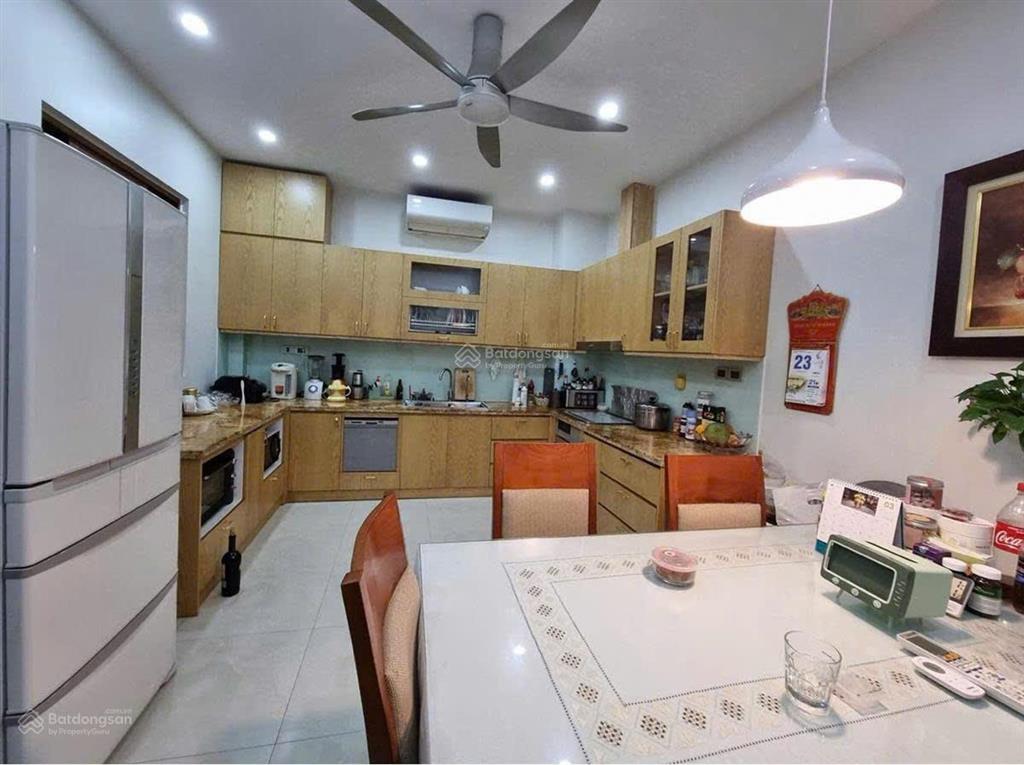 Bán nhà phân lô phạm tuấn tài, ngõ thông, ô tô tránh, thang máy, văn phòng + ở, vỉa hè , 68m2 x 7t,