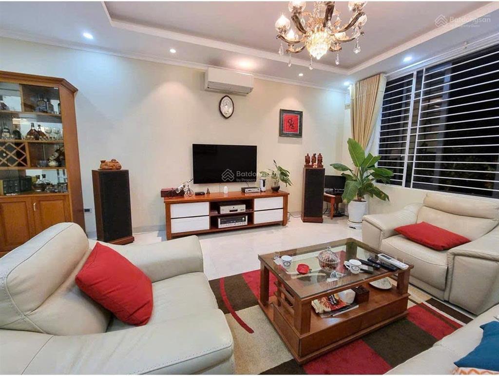 Bán nhà phân lô phạm tuấn tài, ngõ thông, ô tô tránh, thang máy, văn phòng + ở, vỉa hè , 68m2 x 7t,