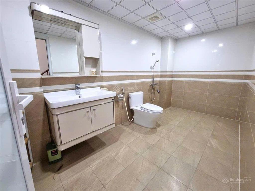 Bán nhà phân lô phạm tuấn tài, ngõ thông, ô tô tránh, thang máy, văn phòng + ở, vỉa hè , 68m2 x 7t,