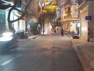 Bán nhà hoàng văn thái dt 45m2 gía 10,5 tỷ