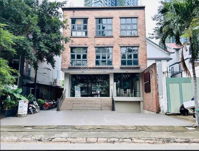 Khuôn nhà đất mặt tiền lớn âu cơ, tân bình 22x85m 1700m2 ctxd 3 hầm 15 tầng giá 170 tỷ