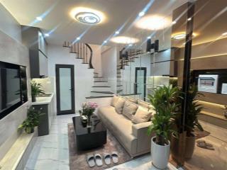 5,1 tỷ có nhà nguyễn trãi, thanh xuân, dt 30m2, 5 tầng, 3 ngủ đủ công năng. ngõ ô tô