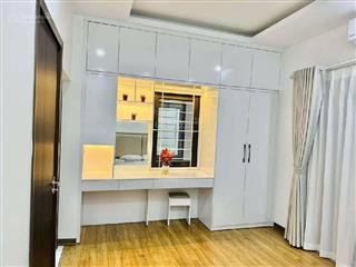 Hoang hoa thám ở ngay full nội thất, 5 tầng thang máy