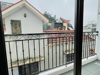 Cho thuê 1 ngủ 1 khách có ban công tại ngõ 155 cầu giấy  ngõ ôtô tránh  nội thất đầy đủ  thoáng