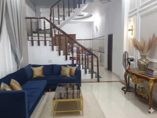 Bán nhà 3 tầng 3pn, 3wc  52m2 ngang 4m  hẻm oto  cách phạm văn đồng 100m  giá 5,3ty