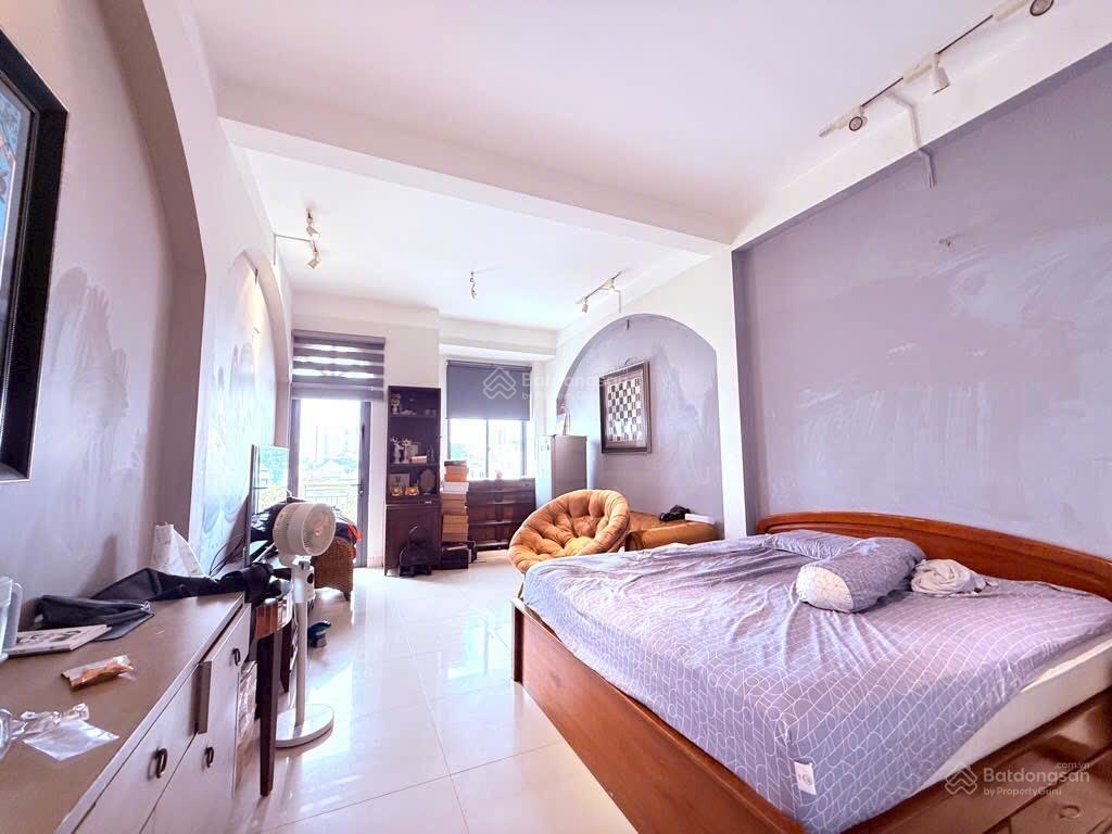 Nhà 5 tầng mt nguyễn văn quá  gần trường chinh  song hành dt104m2 16 tỷ xíu ở + dt 20tr/th