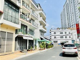 Khu tên lửa  giảm 700 triệu  3 phút đến aeon mall  5 tầng  4pn  3wc  nội thất gỗ hương