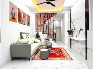 Tôi cần bán nhà nam dư  ôtô vf3 đỗ cửa  32m2  5 tầng  hơn 5tỷ  lô góc  trước nhà rộng hơn 3m