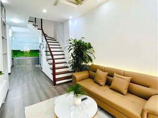 Bán Nhà ĐẠI TỪ - LÔ GÓC (2 thoáng)- 40M2 - 4TẦNG - MT 3M6 - CÁCH PHỐ 40M - BA GÁC ĐỖ CỬA 
