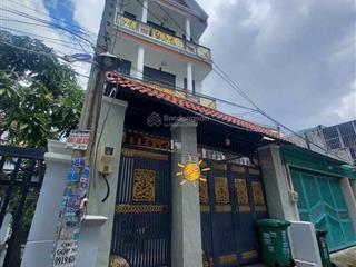 Bán nhà 3 tầng ngay mt đường tam bình dt 145m2, shr, vuông a4, dòng tiền 36tr/tháng giá 8.2 tỷ.