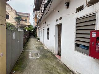 Cực hiếm lô góc văn trì, 6 phòng cho thuê, gần đường 32, trường đhcn, giá 5,7 tỷ