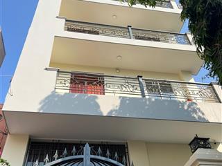 Căn hộ 1 phòng ngủ siêu rộng  dtsd 60m2  ban công thoáng  đầy đủ nội thất  hẻm ô tô trần hưng đ