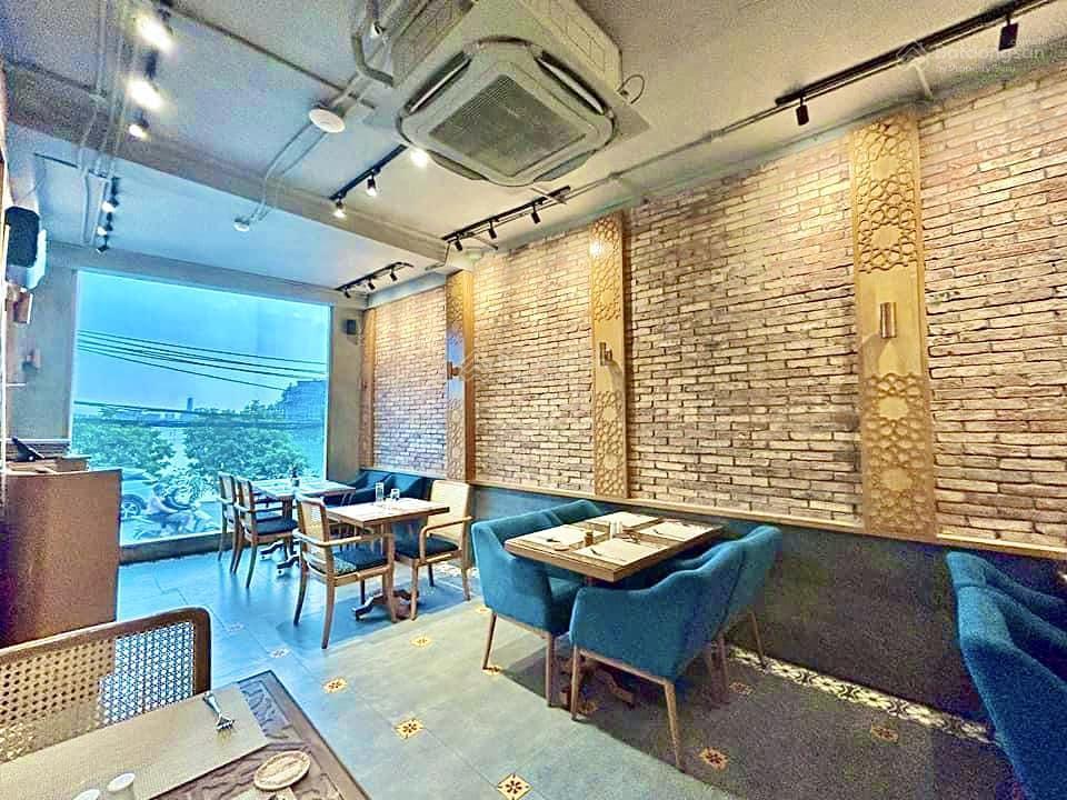 Siêu đẹp bán nhà mặt phố xuân diệu, tây hồ 100m2 x 5 tầng mặt tiền 6,5m thông sàn view hồ