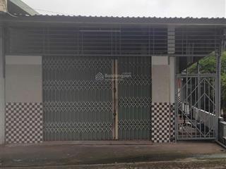 Cho thuê mặt bằng kinh doanh ngay làng đại học, bến xe miền đông mới