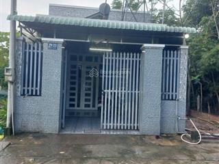 Bán nhà cấp 4 gác lửng trung tâm thị trấn củ chi sổ riêng, ở ngay!