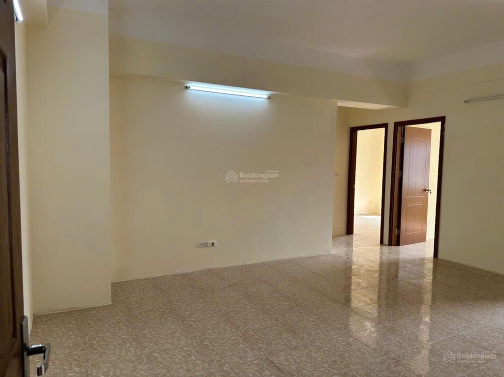 Giá tốt ! bán căn hộ 2pn 60m²giá 5 tỷ  30t nam trung yên trung tâm cầu giấy