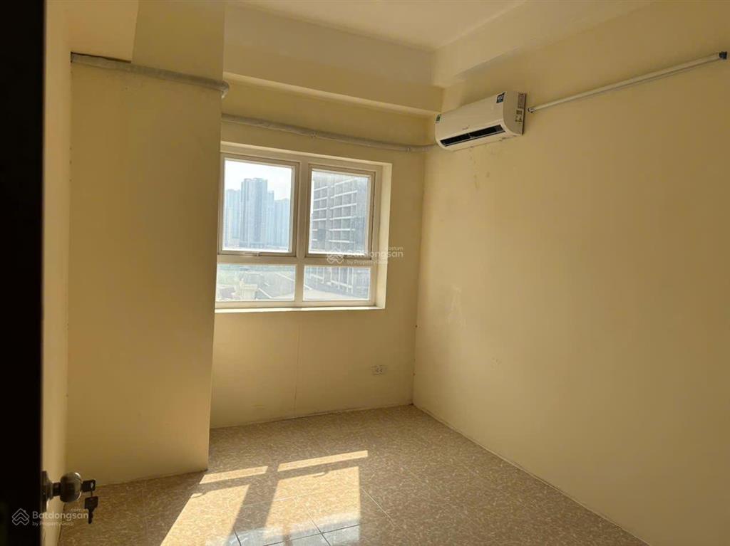 Giá tốt ! bán căn hộ 2pn 60m²giá 5 tỷ  30t nam trung yên trung tâm cầu giấy