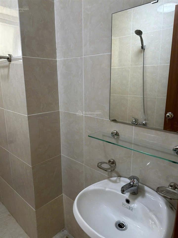 Giá tốt ! bán căn hộ 2pn 60m²giá 5 tỷ  30t nam trung yên trung tâm cầu giấy