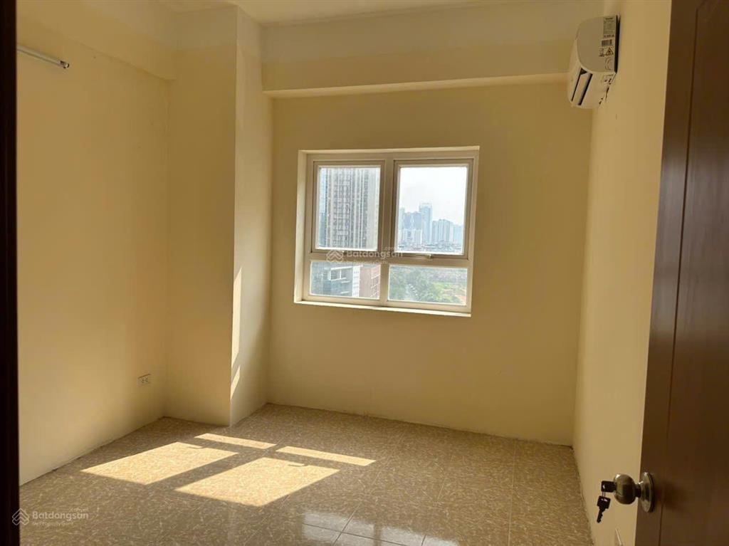 Giá tốt ! bán căn hộ 2pn 60m²giá 5 tỷ  30t nam trung yên trung tâm cầu giấy