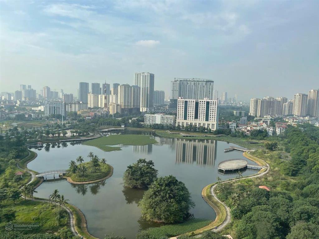 Hàng hiếm 2pn 68m² trinity tower  chủ gửi bán nhanh 6,2 tỷ  có ban công thoáng mát