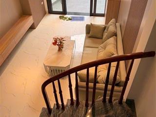 Bán gấp nhà thanh am, long biên  32m  5 tầng  chỉ 5 3 tỷ
